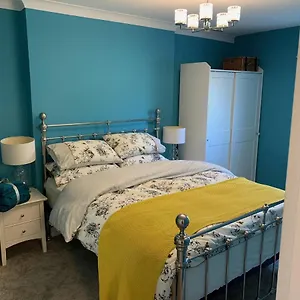 https://stylish-2-bed-penthouse-in-trendy-pontcanna.cardiffhotelswales.com