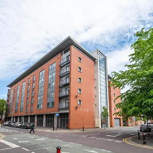 https://best-location-in-belfast-free-parking.belfasthotelsireland.com